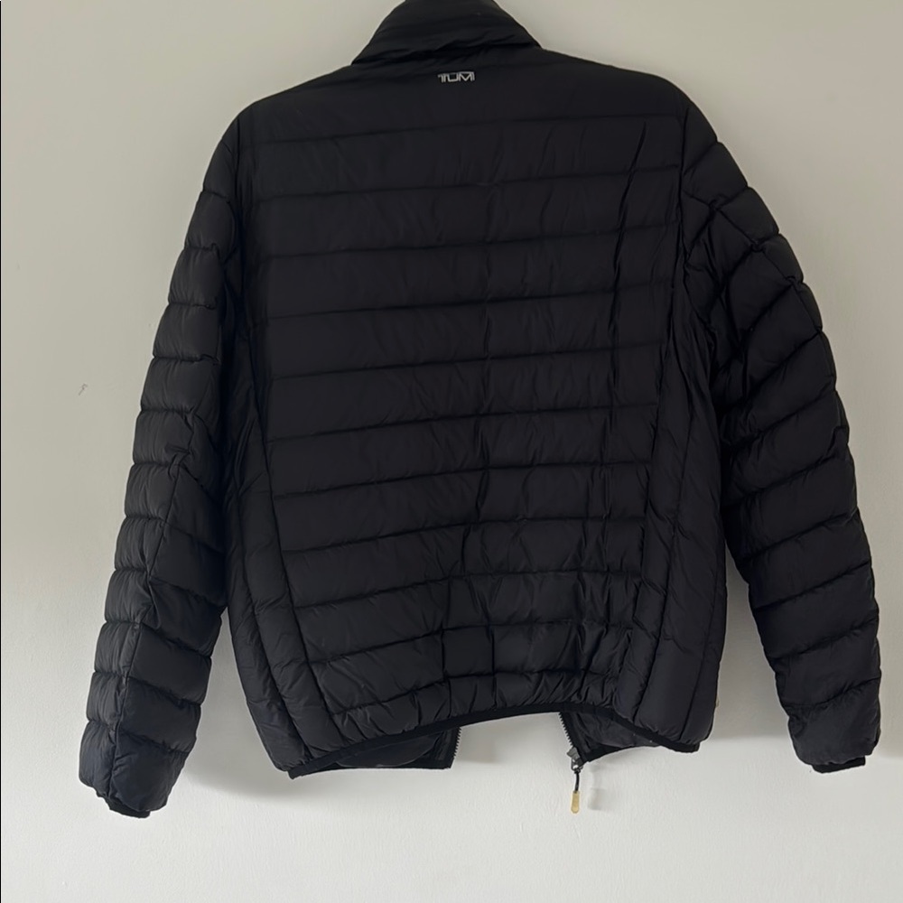 Tumi Black Puffer Jacket Lightweight Quilted Design - Picture 6 of 6